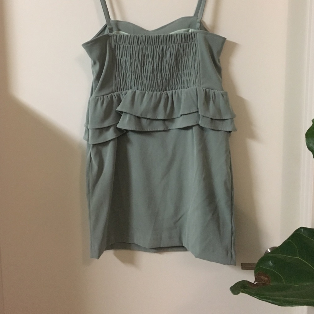 New! Dress - Picture 2 of 3